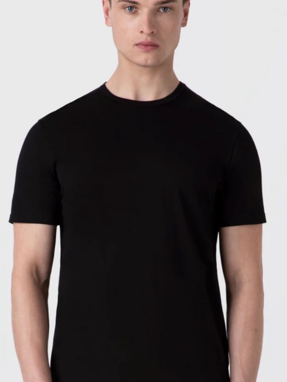 Sunspel Classic Black Crewneck Short Sleeve Tee